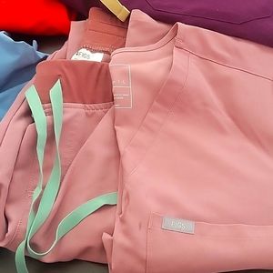 Womens Figs scrub set